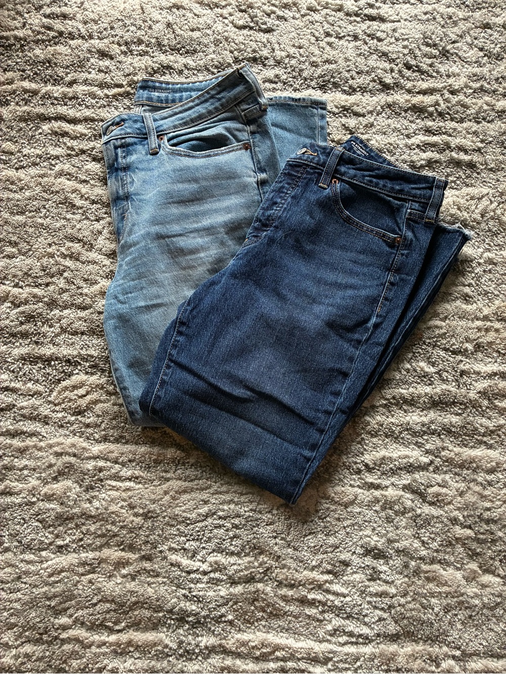 Old Navy Women’s Straight Leg Jeans - Light Blue & Dark Blue bundle of two